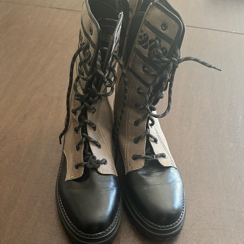 Sam & Libby Black and Tan Combat Boots